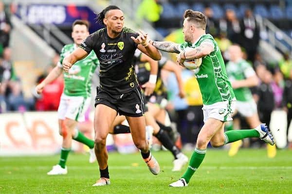 Richie Myler makes a run for Ireland agianst Jamaica. Picture by Will Palmer/SWpix.com.