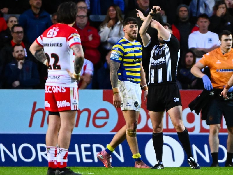Grade A late contact on passer, one penalty point, total points 5.5 - fine.