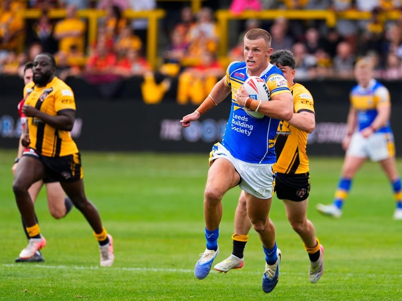 26 starts, seven tries. Hit by injury late on, but consistently good in a new role at centre, despite often having to look after a rookie winger 8