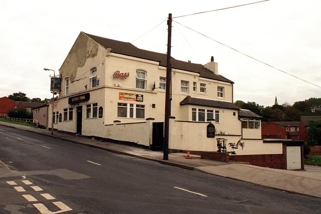 Did you enjoy a drink here back in the day? The Little Park pub on Hyde Park Road pictured in October 1997.