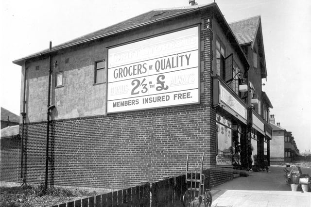 Thrift Stores at 176 Easterly Road. Pictured in June 1933.