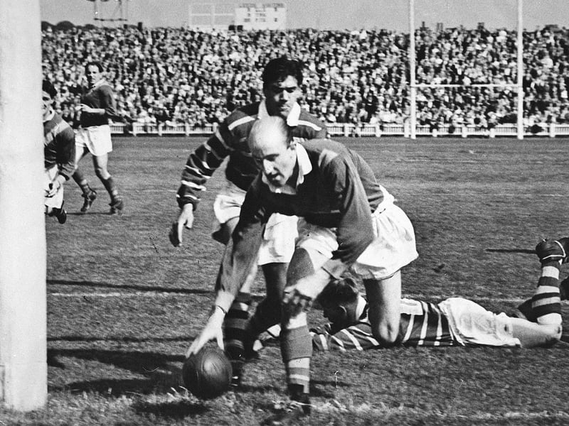A former Wales and British Lions international in rugby union, Jones - who died earlier this year - is Leeds' second-highest points and goals scorer and his 496 points in 1956-7 is still a club record.