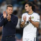 LEEDS, ENGLAND - AUGUST 30: Leeds manager Jesse Marsch speaks to Pascal Struijk of Leeds after the Premier League match between Leeds United and Everton FC at Elland Road on August 30, 2022 in Leeds, England. (Photo by Michael Regan/Getty Images)