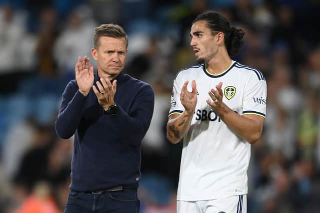 LEEDS, ENGLAND - AUGUST 30: Leeds manager Jesse Marsch speaks to Pascal Struijk of Leeds after the Premier League match between Leeds United and Everton FC at Elland Road on August 30, 2022 in Leeds, England. (Photo by Michael Regan/Getty Images)