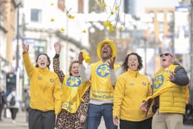 Chris Kamara surprises Leeds locals as he lauches Marie Curie Great Daffodil Appeal.