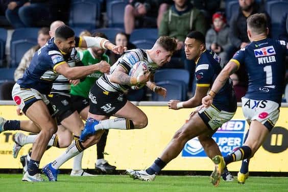 Former Rhinos star Liam Sutcliffe scored against his old club when Hull won at Headingley seven weeks ago. Picture by Allan McKenzie/SWpix.com.