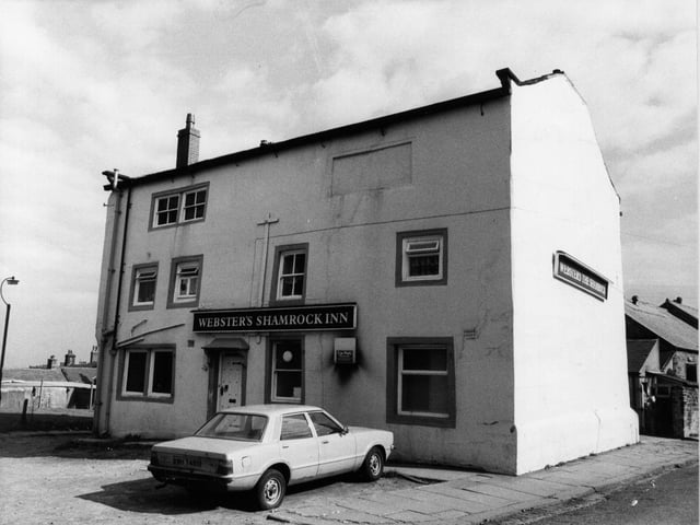 The Shamrock Inn on Delph Hill pictured in April 1982.  The licensee was Mr. Gordon V. Southwart.
