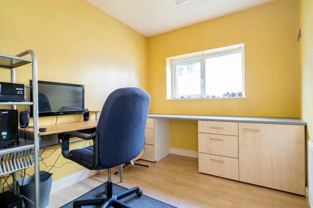 This office is ideal for anyone wishing to work from home.