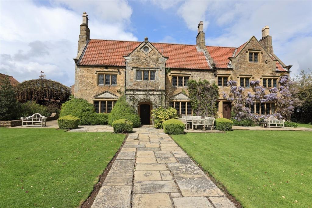 What you need to know before investing in a listed building