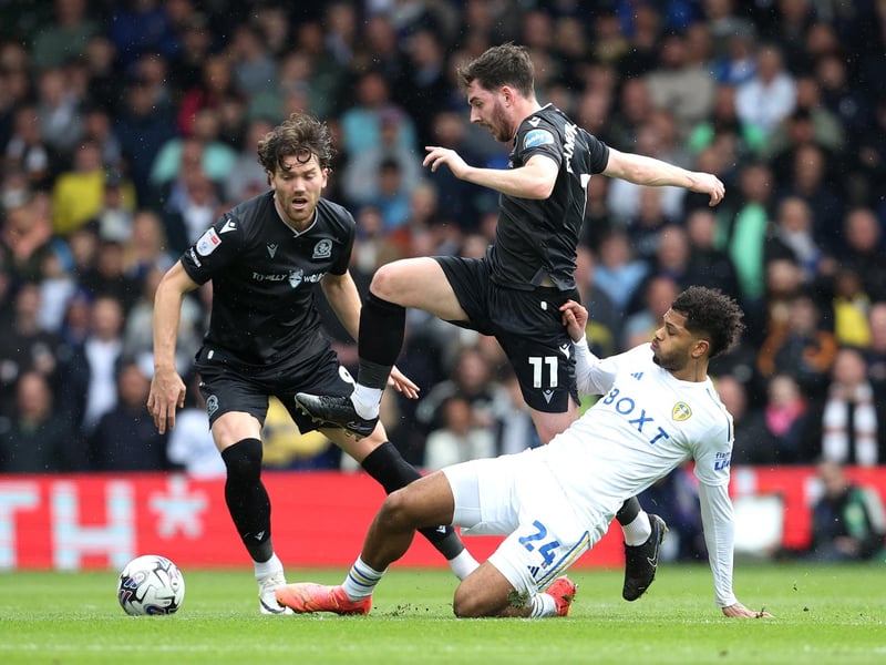 5 - Just didn't happen for him in the first half after a bright first five minutes. Flickered to life in the second just before he was taken off.
