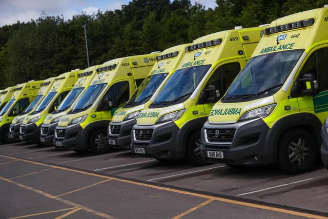 Around 25,000 handover delays of half an hour or longer were recorded across all hospital trusts last week, according to NHS England. Image: Simon Dawson - Pool/Getty Images