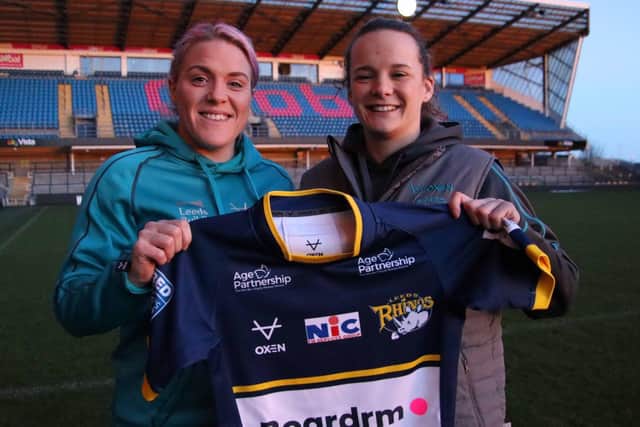 Amy Hardcastle, left, with Rhinos coach Lois Forsell. Picture by Leanne Flynn/Leeds Rhinos.