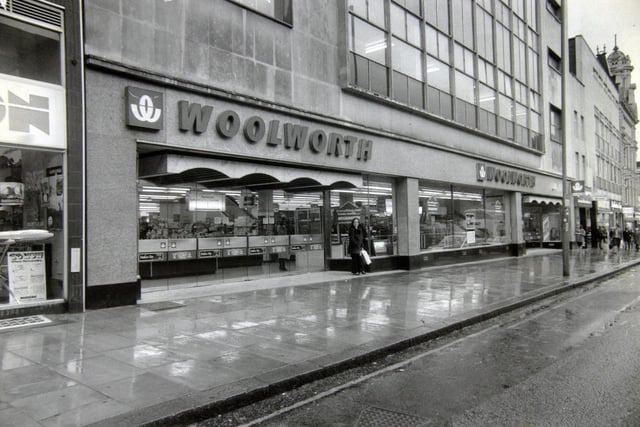 Briggate was once home to Woolworths. Pictured in 1982.