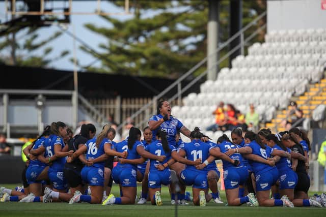 Samoa perform the Siva Tau before their World Cup win against England. Picture by David Neilson/SWpix.com.