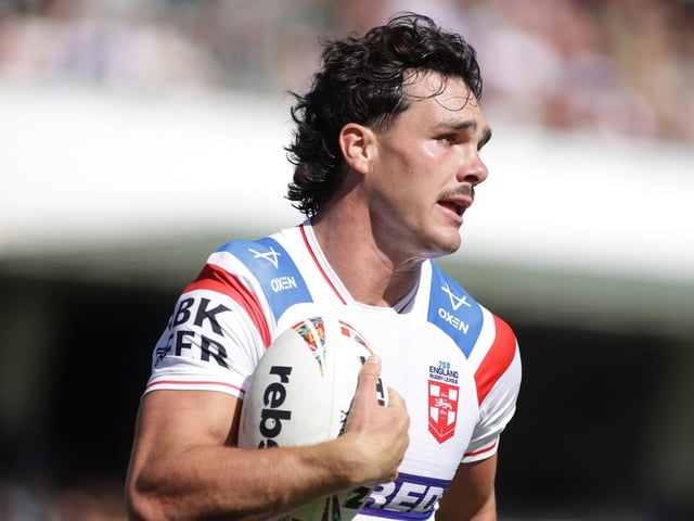 Set up the opening try, but had a mixed game overall 6