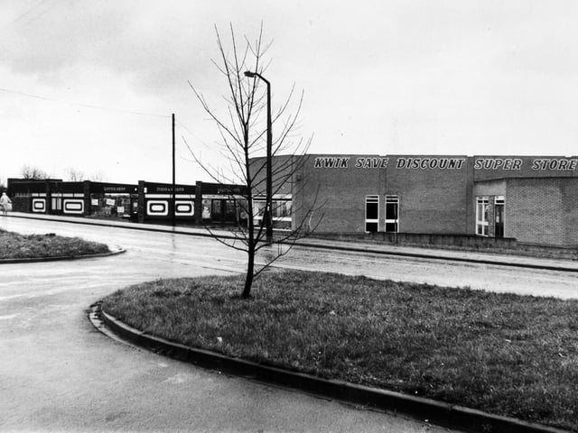 Did you shop here back in the day? The Kwik Save Discount Super Store on Aberford Road at Oulton pictured in November 1977.