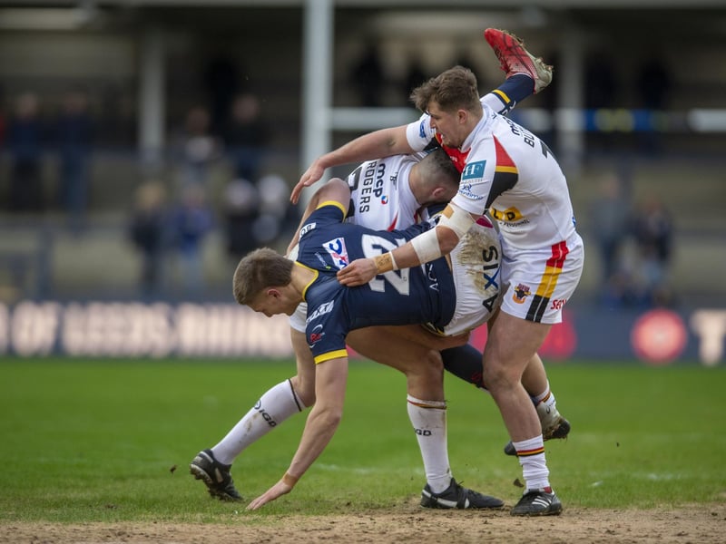 The front-rower's contract expires in November. He rejected an offer from Rhinos and will join Wigan Warriors next season to begin a three-year deal.