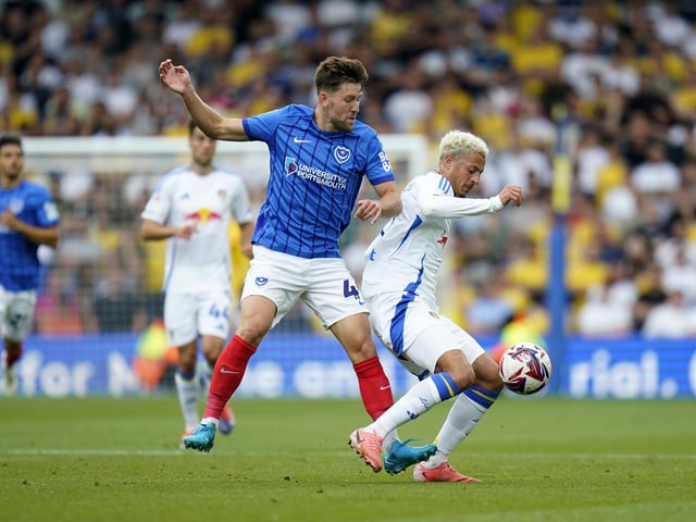 7 - Couldn't give Leeds control in the few moments when Portsmouth threatened. Put himself about. Exerted more influence than Gruev.