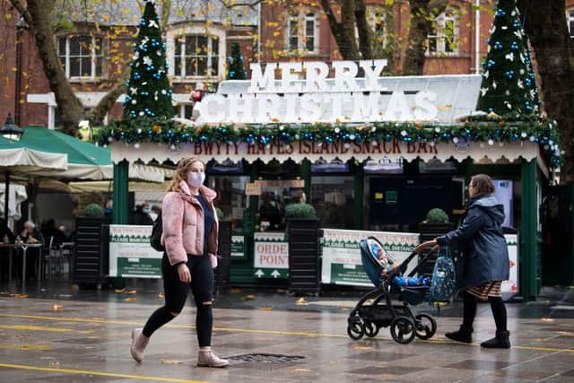 It is expected that several households could be allowed to create a Christmas bubble temporarily between 22 and 28 December (Photo: Matthew Horwood/Getty Images)