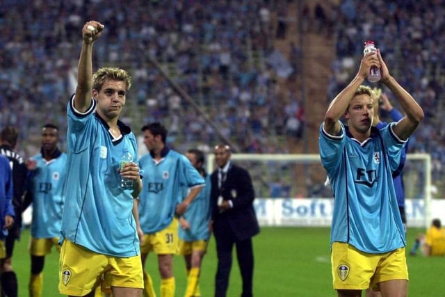 Young guns Jonathan Woodgate and Alan Smith lead the celebrations as United qualify for the UEFA Champions League proper with victory in the Third Qualifying Round against 1860 Munich (Picture Credit: Clive Brunskill/ALLSPORT)
