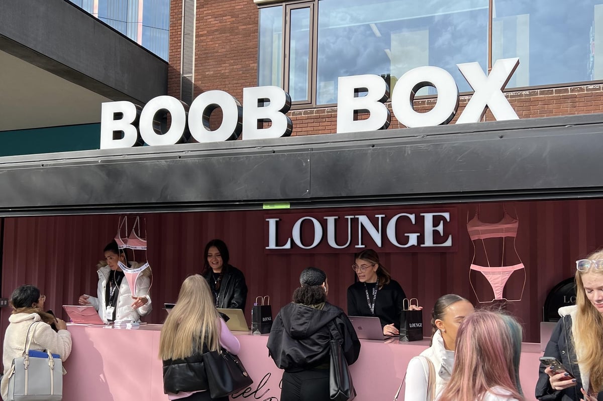 Lounge Underwear giving away free lingerie at Leeds University Union in  breast cancer campaign