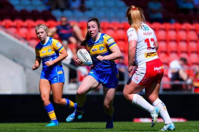 Ella Donnelly on the ball for Leeds Rhinos against St Helens. Picture by Olly Hassell/SWpix.com.