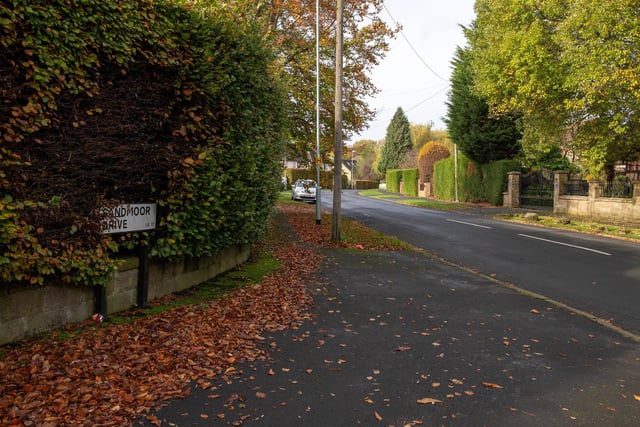 The average price of a house in Alwoodley is £420,000.