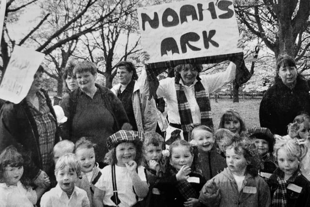 Beveridge Park was the venue for a sponsored walk featuring hundreds of toddlers. Scottish Pre-Play Association event to mark the millennium brought out many groups including this lot from Kirkcaldy's Noah’s Ark.