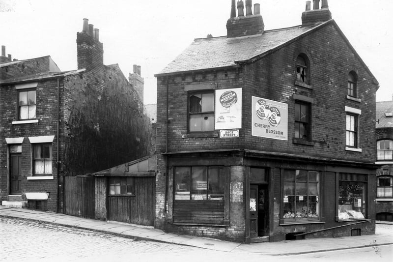 Rock Street and Accommodation Road in May 1960. The shop at the corner is a greengrocers, run by John Cox in the early 1950s.