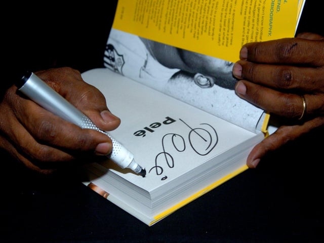 Pelé was voted World Player of the Century by the International Federation of Football History & Statistics (IFFHS) in 2000 and was one of the two joint winners of the FIFA Player of the Century. His 1,279 goals in 1,363 games, which includes friendlies, is recognised as a Guinness World Record.