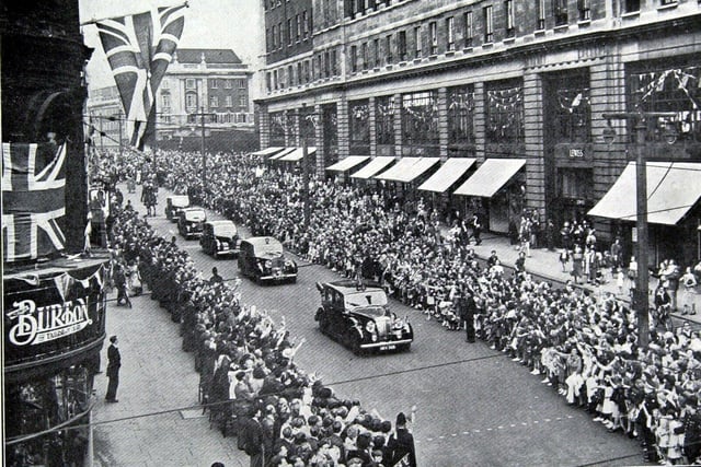The Headrow all decked out for the royal visit in July 1949.