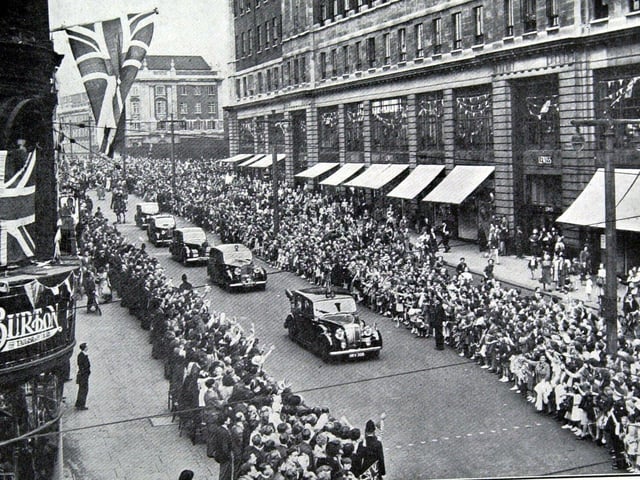 The Headrow all decked out for the royal visit in July 1949.