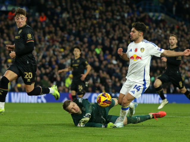 5 - Another disappointing display from a player with more quality than he's showing. Unable to find team-mates with crosses. Still not on the same page at times.