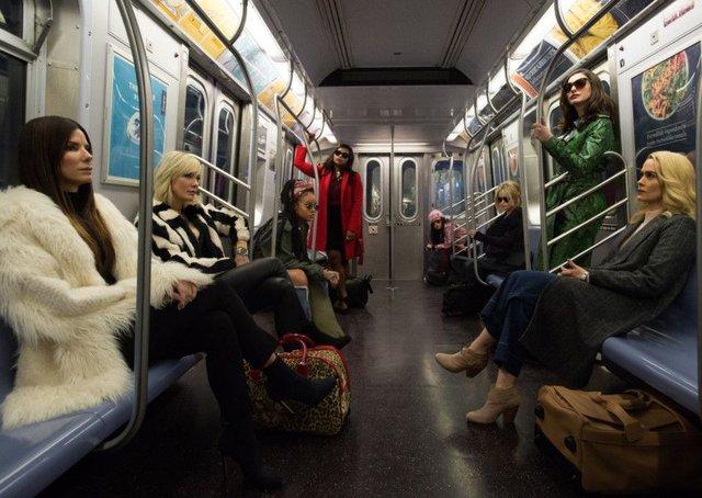 In Ocean's 8, Sandra Bullock's character Debbie cons her way into a hotel room in this epic heist scene.