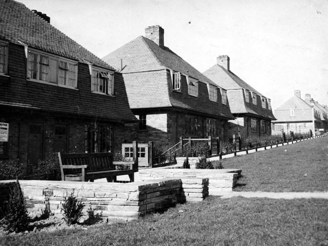 An undated view of semi-detached houses on the Brianside estate. These properties were built by Leeds City Council in the 1930s to provide comfortable and affordable housing for the residents of Seacroft. Building began in 1936 and by May 1938 all 182 houses on the Brianside Estate were completed.