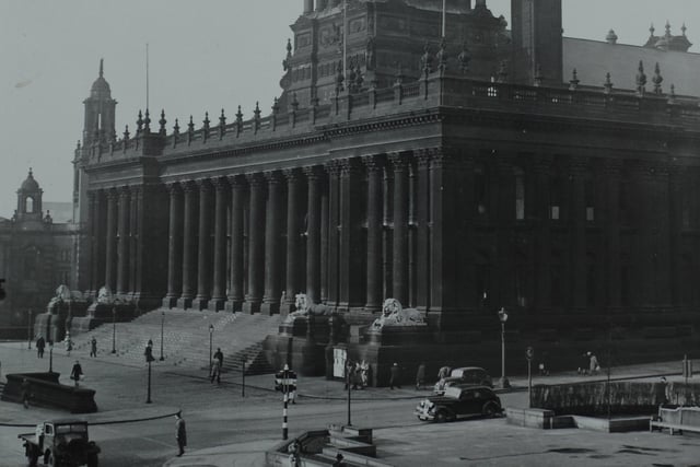 Leeds Town Hall pictured in February 1949.