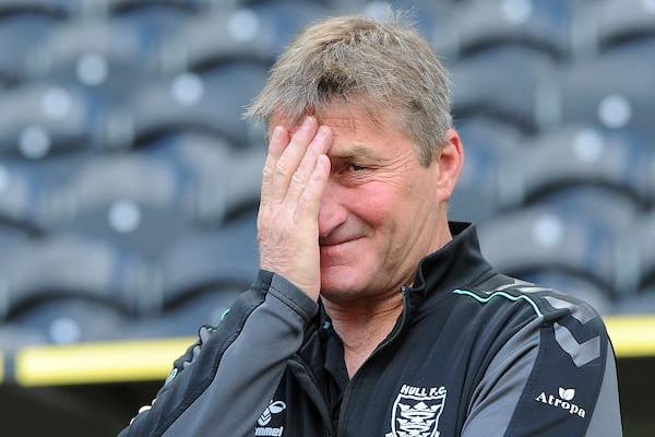 Likely to miss out on the play-offs, with Grand Final winning odds of 28/1. Picture shows coach Tony Smith during the recent win over Wakefield.