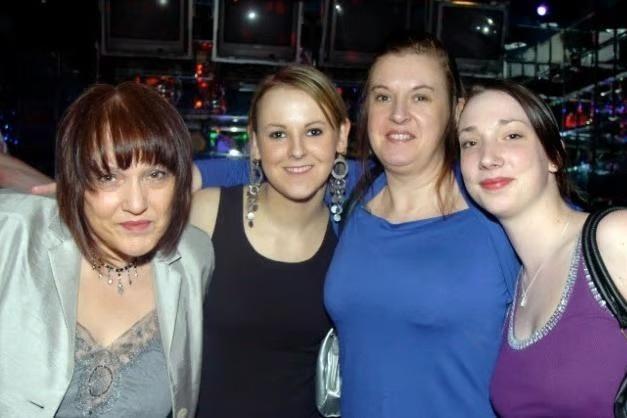 Girls' night out in Reflex.