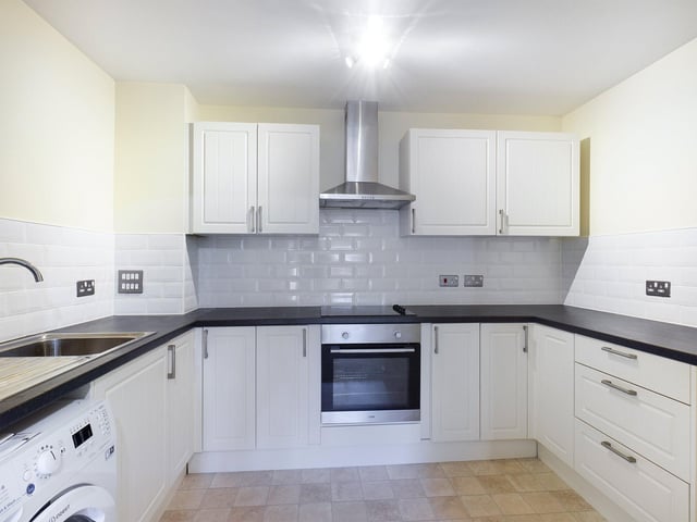 This one bedroom flat in Gisors Road, Southsea, is on the market for £155,000. It is listed by Chinneck Shaw.