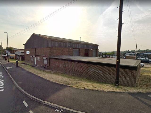 Address: 52A Waterloo Ln, Bramley, Leeds LS13 2JF
Phone: 0113 257 6347