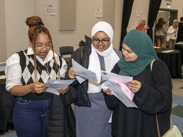 Students up and down the country as well as across Leeds have been discovering their results today.