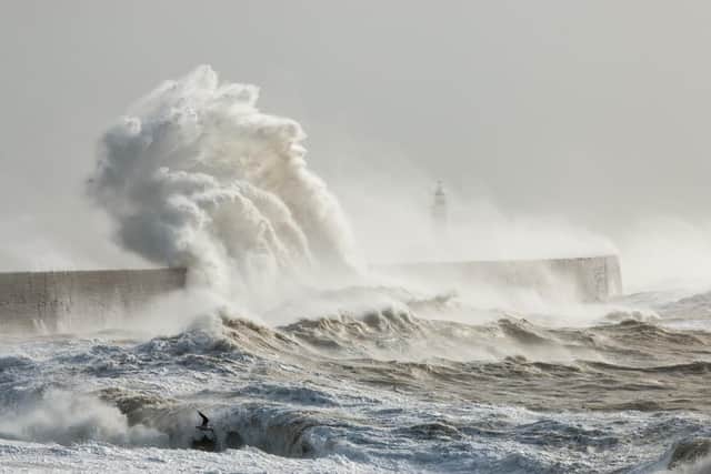 Warning to prepare for winter storms (photo: Adobe)