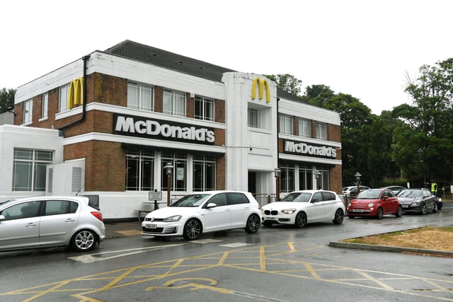 The McDonald's branch in Oakwood has a rating of 3.3 from 2,251 Google reviews.