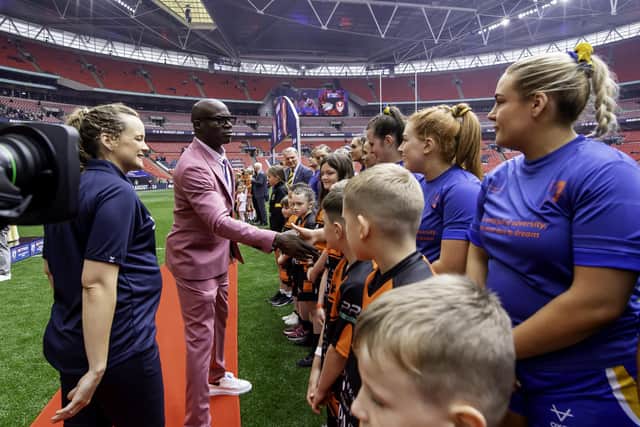 Lois Forsell, left, introduces her players to Martin Offiah ahead of last year's Challenge Cup final. (Photo: Allan McKenzie/SWpix.com)