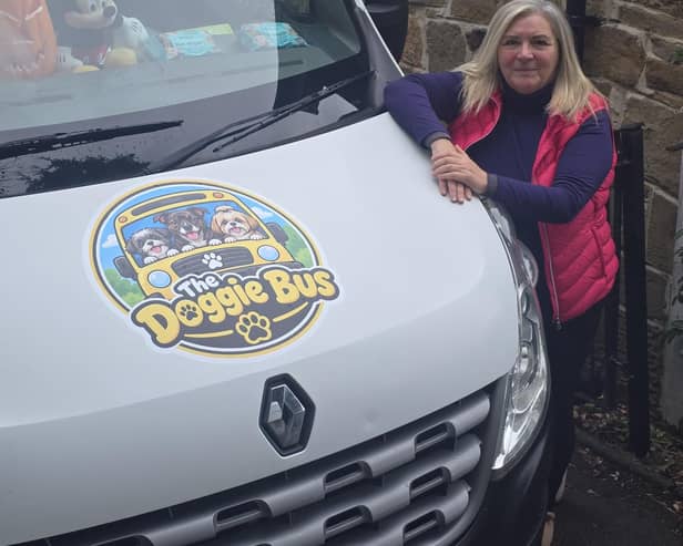  The new service launched on Monday with ex-school bus driver Lisa Pinardi in the driver’s seat travelling across Wakefield and Mirfield.