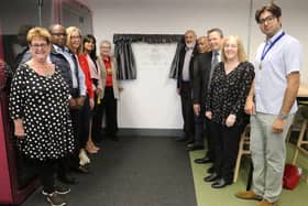 Guests and project partners including the Lord Mayor of Leeds, Councillor Al Garthwaite (centre l
