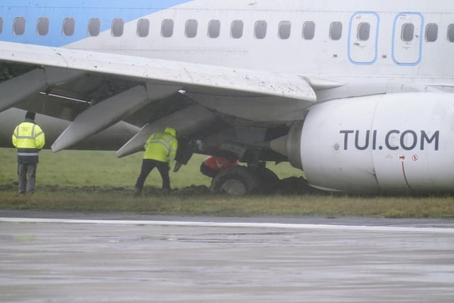All persons have safely disembarked from the plane
