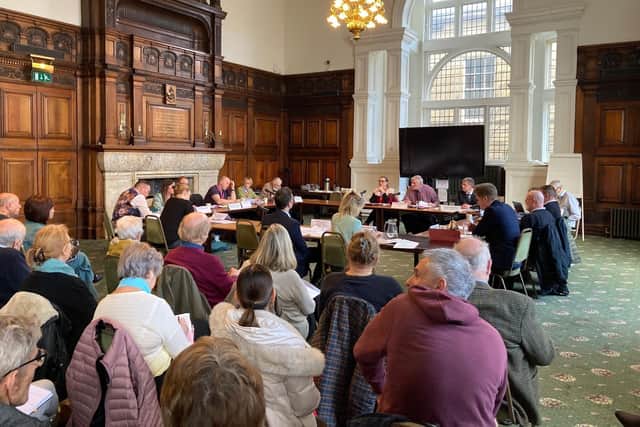 Wakefield Council's regeneration scrutiny committee voted in favour of referring the decision to demolish The Ridings Shopping Centre back to cabinet members. LDRS image