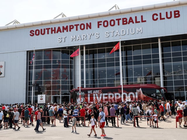 The combined population of Southampton and Portsmouth makes them the fifth biggest city in England with a population of 927,916.