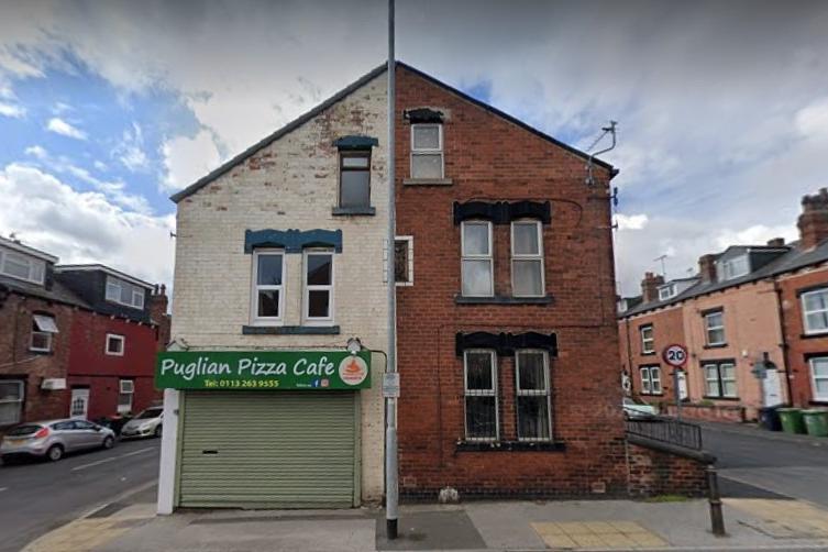 Puglian Pizza Cafe has a rating of 4.9 on Google from 94 reviews. A customer at Puglian Pizza Cafe said: "Friendly staff, fast service and short waiting time. Pizza was tasty, tomato sauce in base was really good - you can feel real tomatoes, all the ingredients were fresh, pizza was hot."